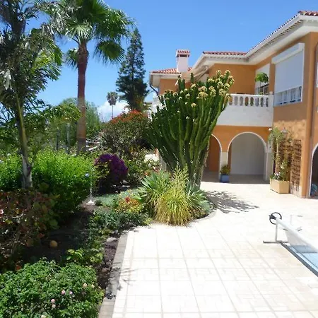 Sleeps 6 Pool Wifi Chayofa