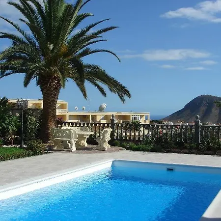 Apartamento Sleeps 6 Pool Wifi
